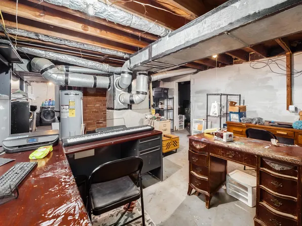 120 E High St, Mount Gilead, OH 43338