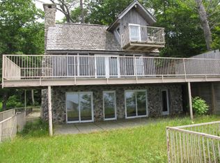 1258 Fabun Rd, Glenn, MI 49416