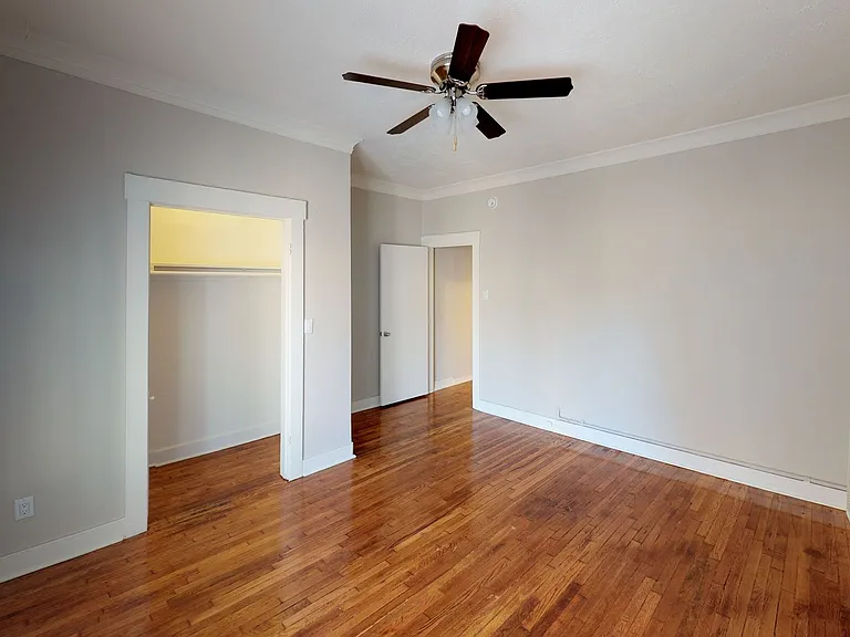 830 S Park View St — Photo 3