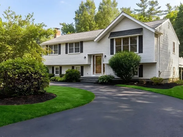 73 Highland St, South Easton, MA 02375