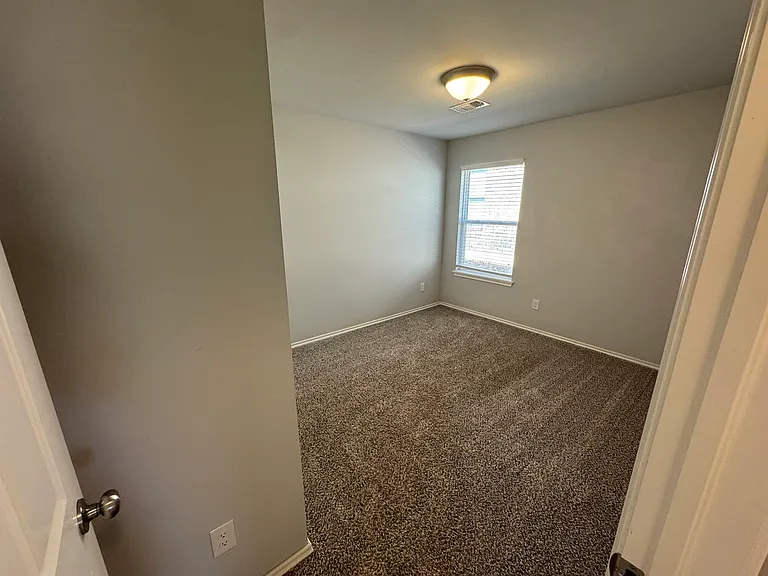 18637 Vivo Dr — Photo 11