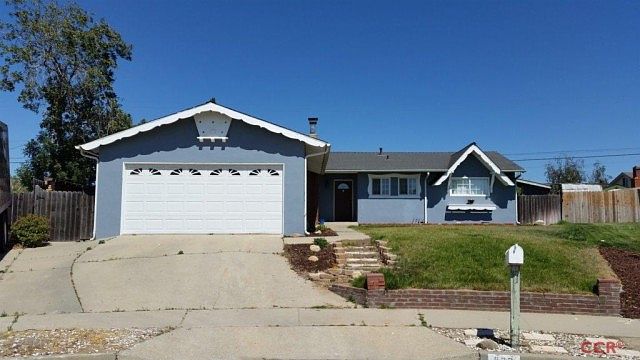 1st image of 832 Pauline Ct