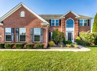 5766 Somerset Blvd W, Bargersville, IN 46106