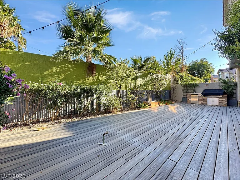 1352 Fox Acres Dr — Photo 18