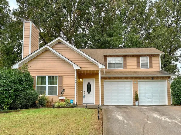 2083 Glenwood Downs Dr, Decatur, GA 30035