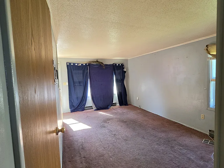 312 N Potomac St — Photo 4