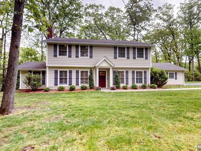 523 Ewing Ave, Franklin Lakes, NJ, 07417
