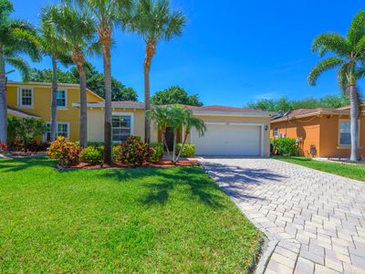 887 Fieldstone Way, West Palm Beach, FL, 33413