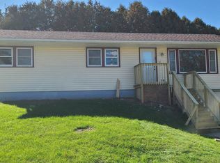 112 Cheryl St, Postville, IA 52162