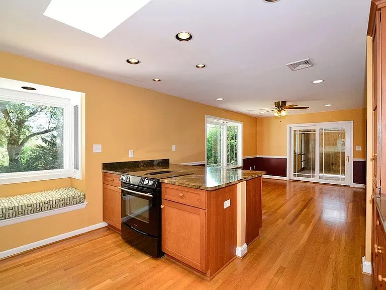1025 Dead Run Dr — Photo 13