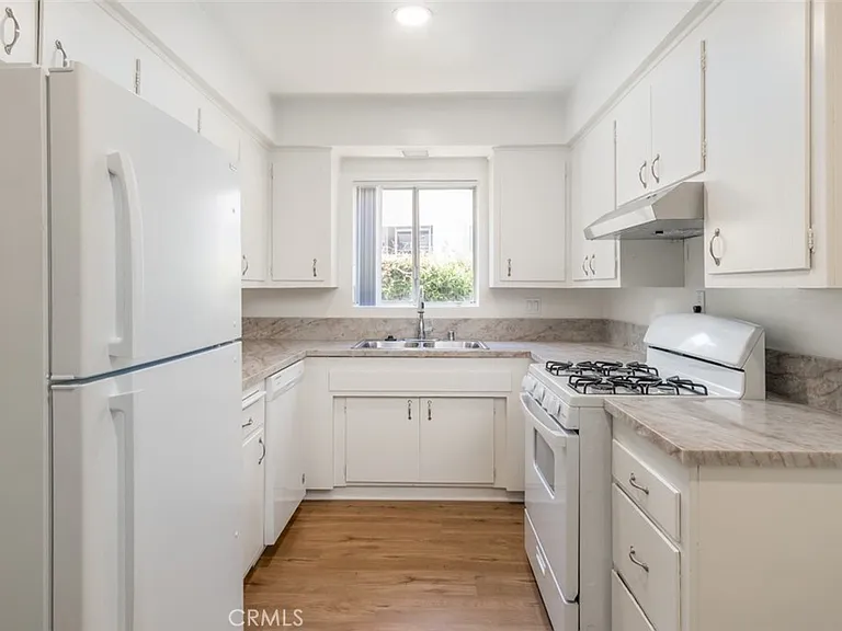 4653 Fulton Ave #4 — Photo 5