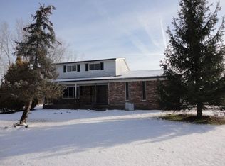892 Braidwood Rd, Riley, MI 48041