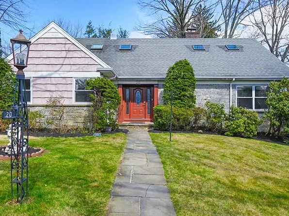 14 Regent Place, Yonkers, NY 10710