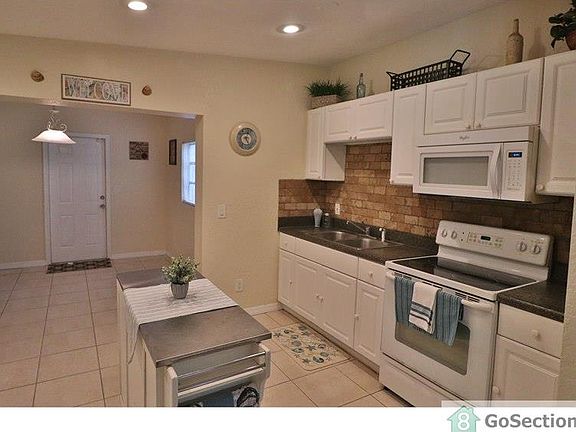3rd image of 5110 Serena Dr