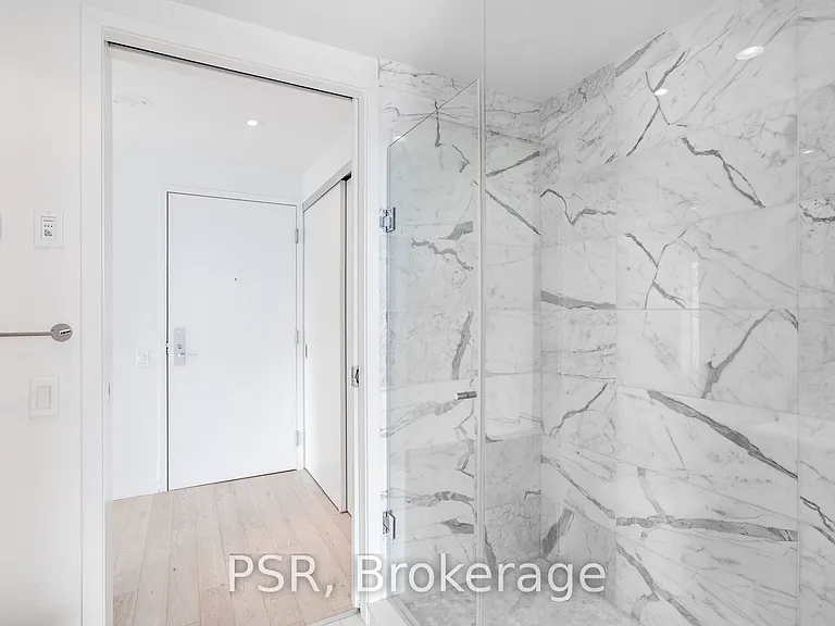 60 Colborne St #1906 — Photo 8