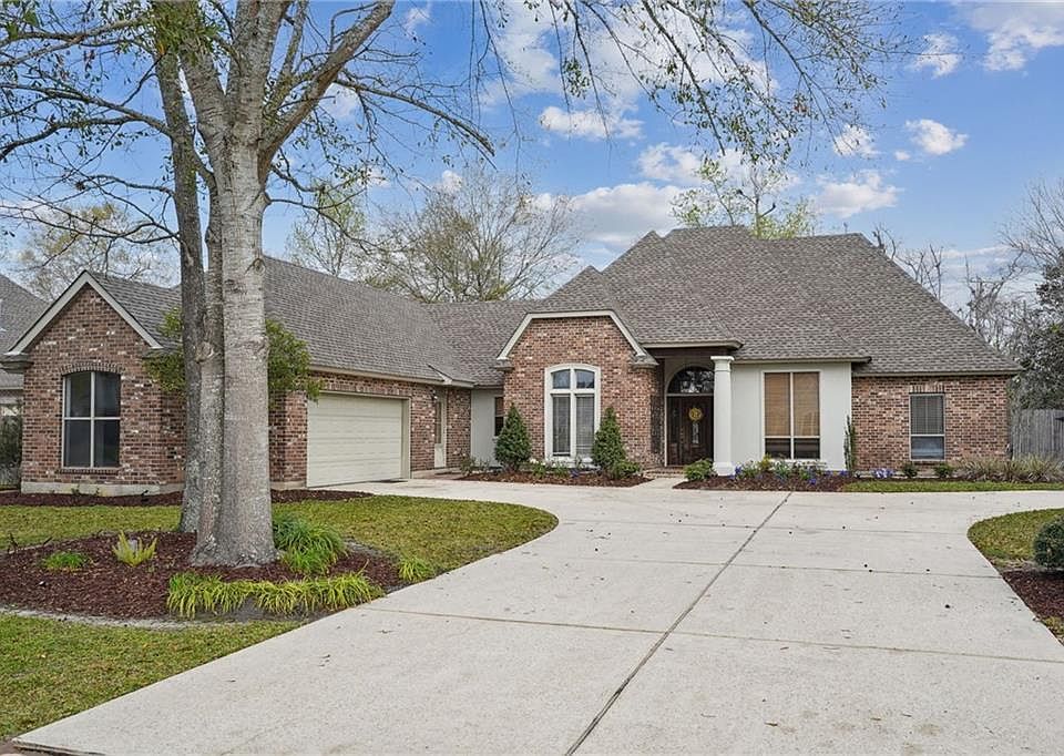 1st image of 421 Dockside Dr