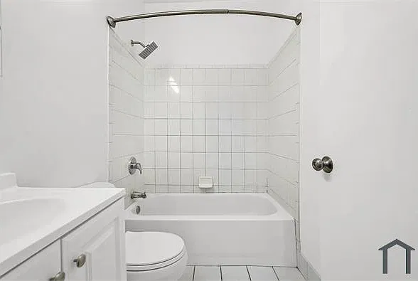 2 bed, 1000 sqft, $3,000 — Photo 3