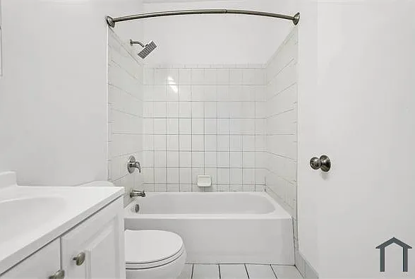 1398 Fulton Ave #3 — Photo 3