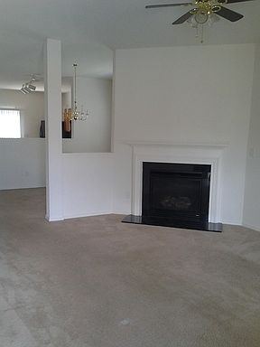 4th image of 1010 Black Oak Dr