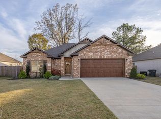 141 Brookvale Cir, Brookland, AR 72417