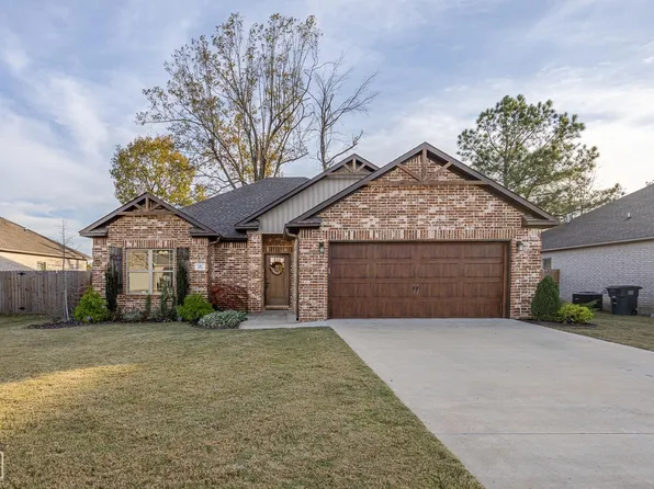 141 Brookvale Cir, Brookland, AR 72417