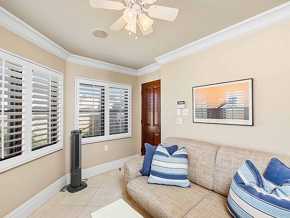 4th image of 2902 Hermosa Ave #A