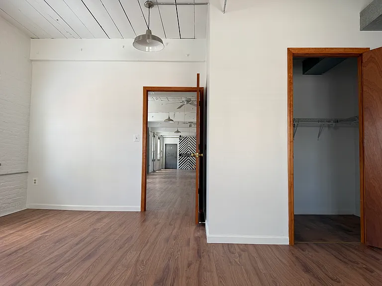 1011 Cherry St #4F — Photo 9