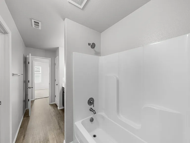1650 King Rd — Photo 21