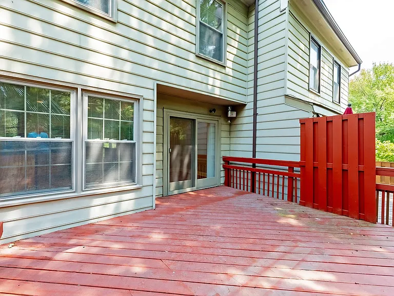 215 Lynn Manor Dr — Photo 28