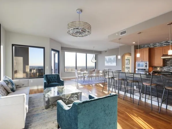 2828 Peachtree Rd NW APT 2701, Atlanta, GA 30305