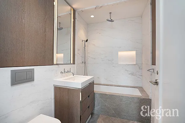 Rented by (Legacy) Elegran | media 27