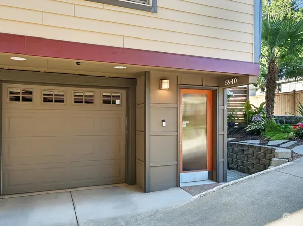 5940 California Avenue SW #F, Seattle, WA 98136