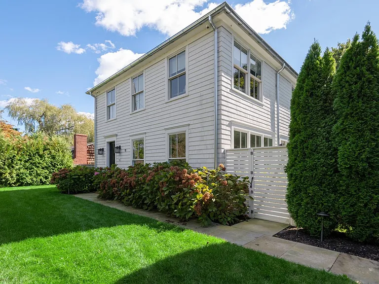 11 Indian Hill Rd — Photo 23