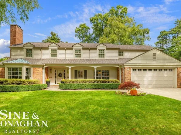 44 N Deeplands Rd, Grosse Pointe Shores, MI 48236