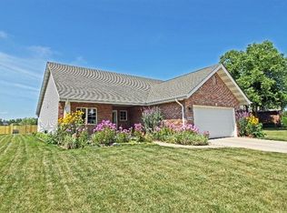 7558 Bracken Pkwy, Hobart, IN 46342