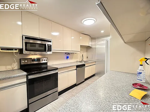 121 Tremont St #322 Photo 1