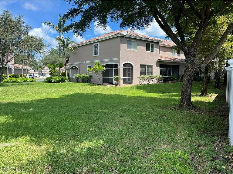 9999 Chiana Cir — Photo 33