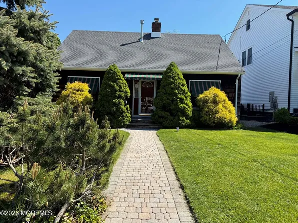 69 Lafayette St, Rumson, NJ 07760