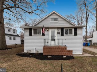 251 Spruce Ave, Maple Shade, NJ 08052