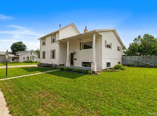 260 Duncan Ave, Cheboygan, MI 49721