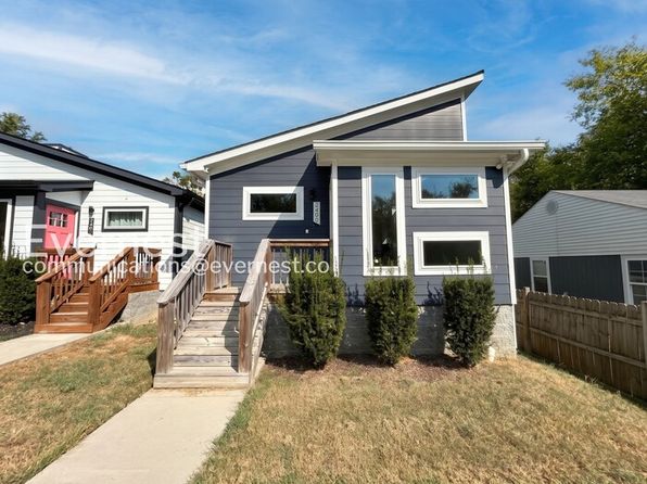 2400 Lloyd Ave