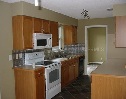 4th image of 769 Trafalgar St