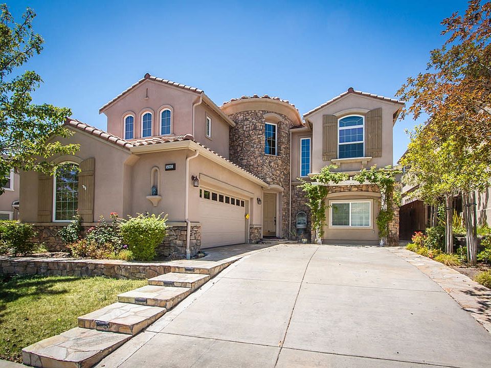 1st image of 5092 Royal Pines Way
