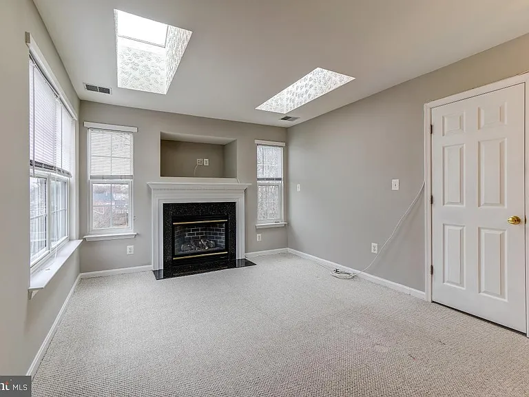 6160 Cinnamon Ct — Photo 32