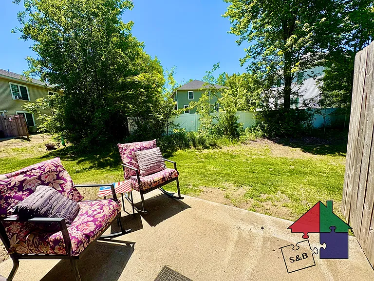 59 Cornelia Ct — Photo 11