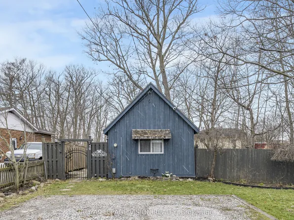 46 John St, Norfolk County, ON N0A 1N7