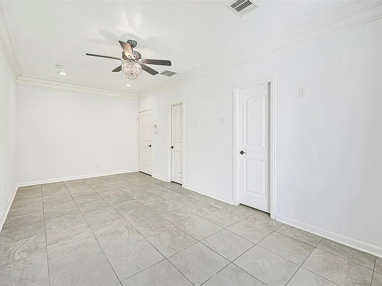 509 Joan Of Arc Dr — Photo 27