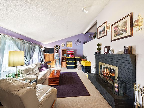 4th image of 15021 111th Avenue Ct E
