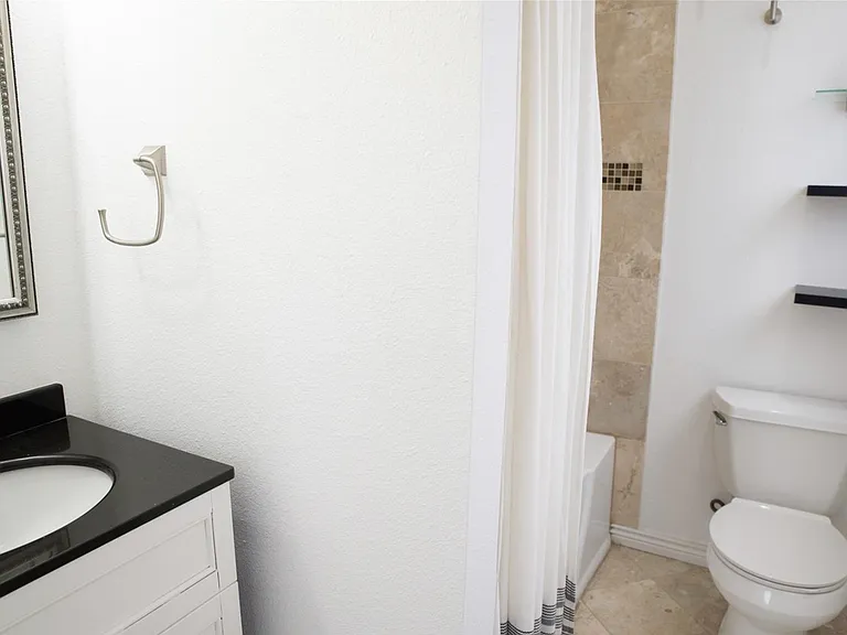 3247 W Conejos Pl — Photo 9