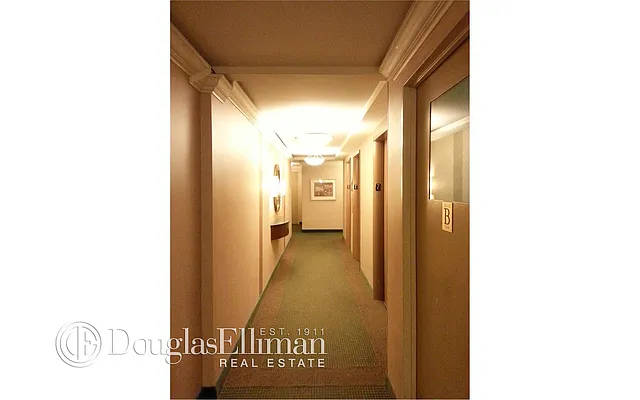 Sold by Douglas Elliman | media 26